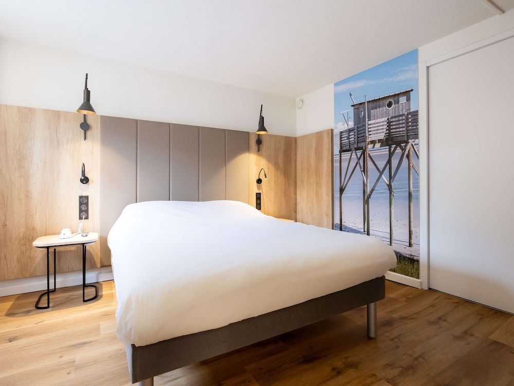 SUPERIOR, DOUBLE BED