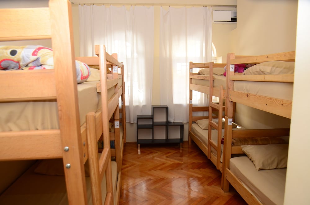 Guesthouse And Hostel Batumi Globus 32/46