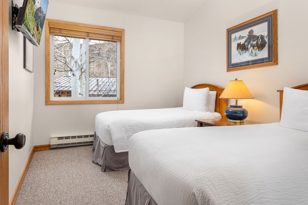 2 Bedrooms, Condo, House 54, King and Twin Beds, Sofa, Terrace