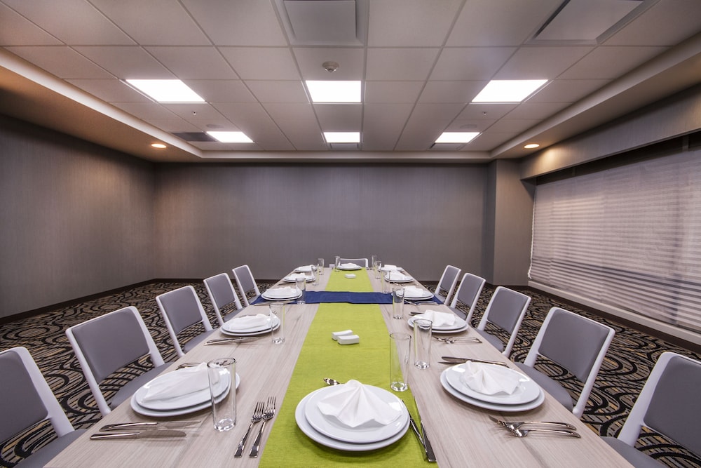 Hilton Garden Inn Leon Poliforum Ex Lq Hotel By La Quinta Leon Poliforum 47/56