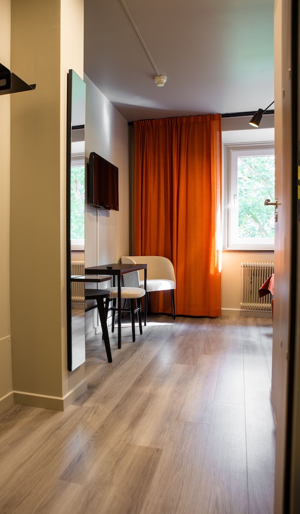 Hotell Hehrne 12/50