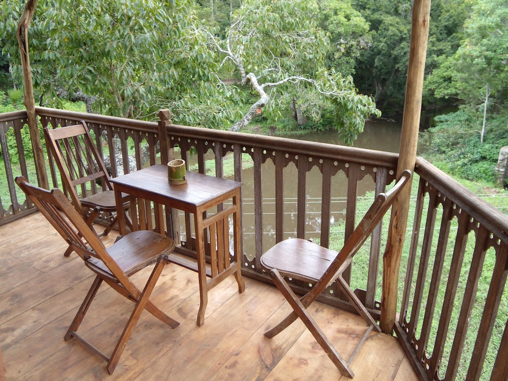 Elephant Valley Eco Farm Hotel 32/54