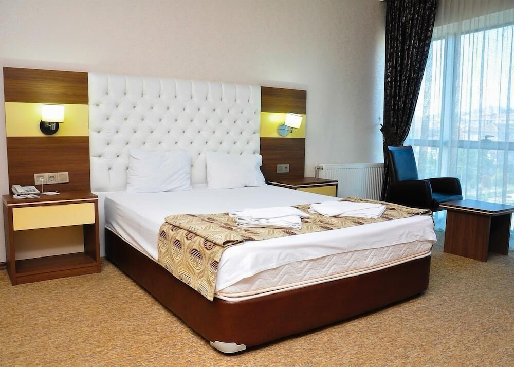 Abdullah Resort Hotel 3/13