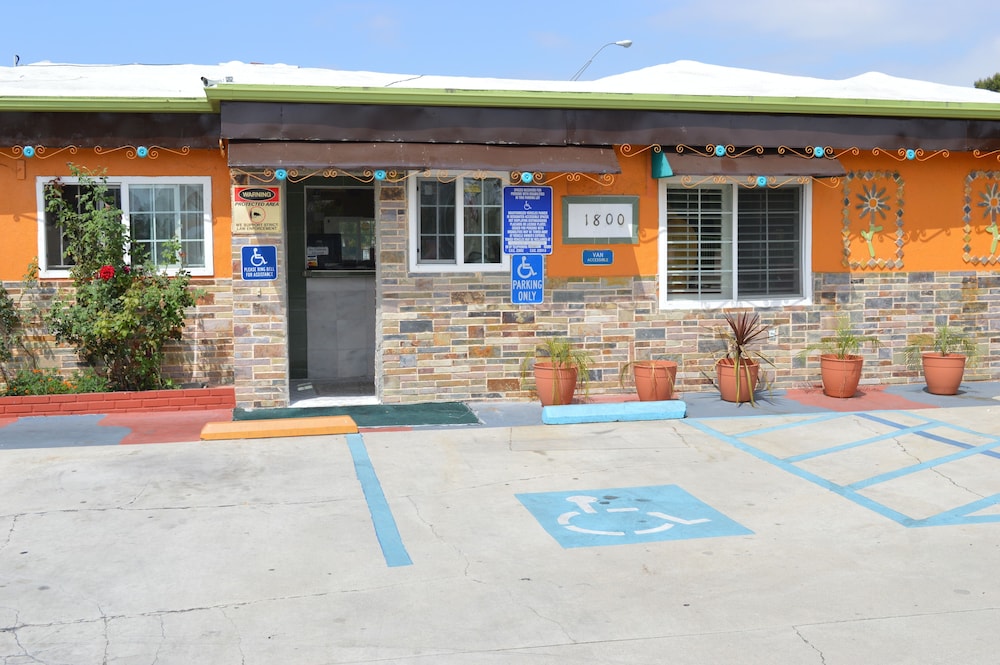Eagle Inn Motel 5/35