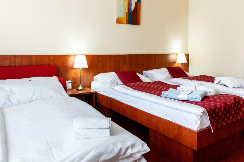 Room, Double or Twin Bed, with Extra Bed, Balcony
