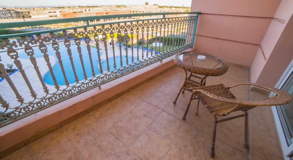MOGADOR KASBAH 31/35