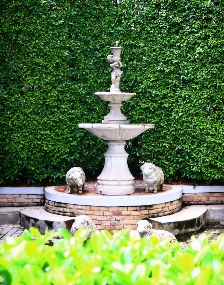 The Battery Park Midtown Villa 19/28