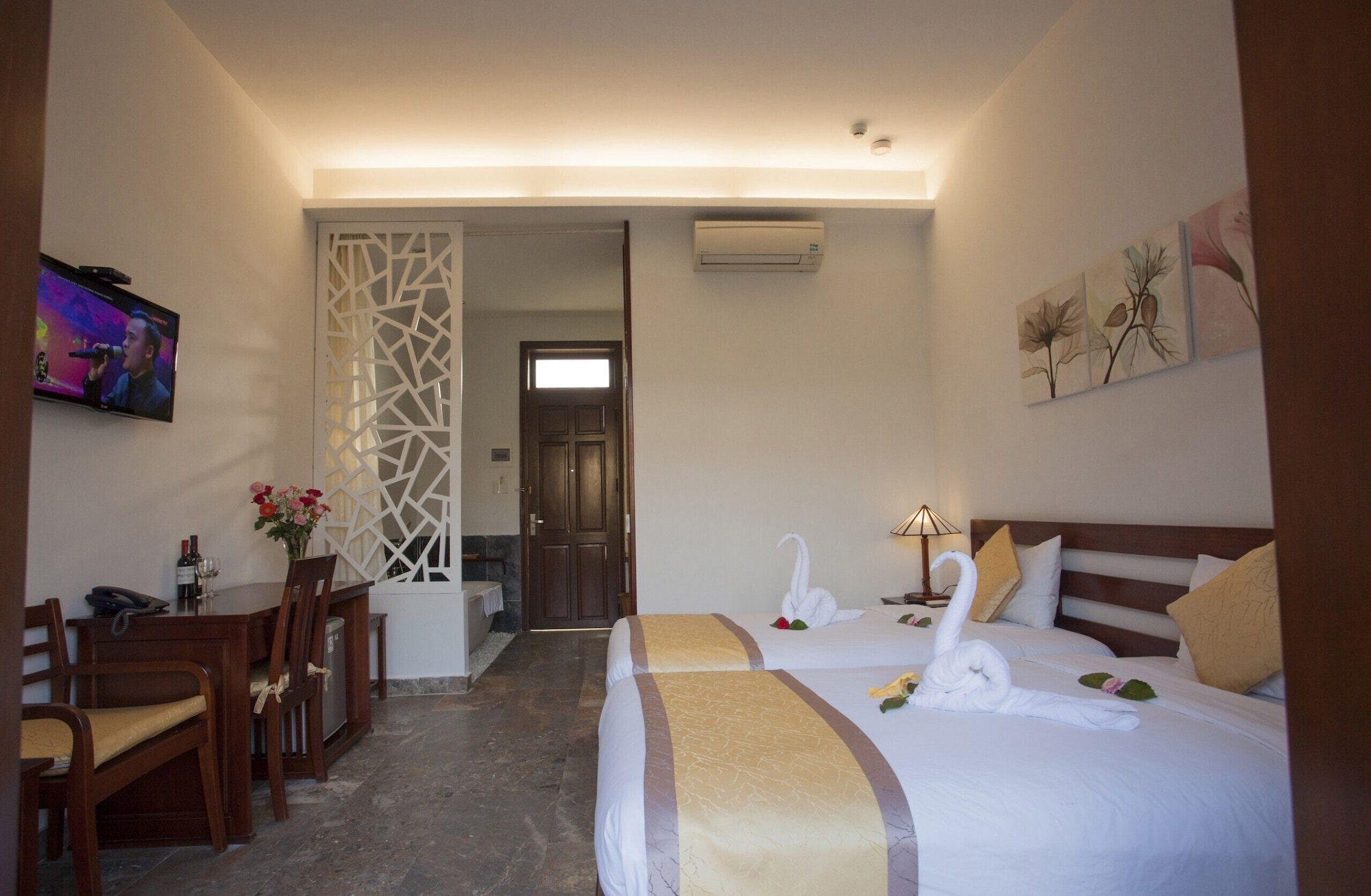 High, End, Deluxe, Queen Bed، Hoi An Tnt Villa 4/7