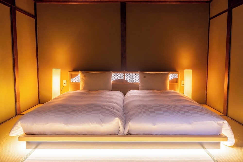 Executive, Family, Twin Beds, 2 Futon Beds, Outdoor Bath