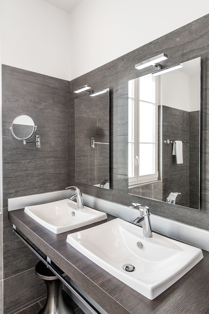 Le Saint Paul Hotel 48/50
