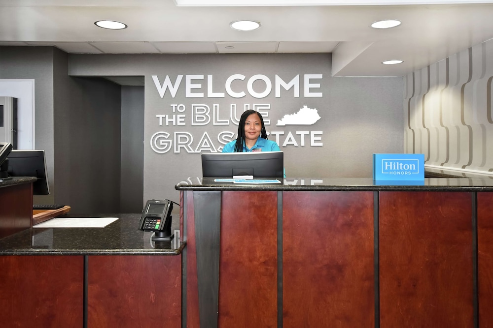 Hampton Inn I-75 Lexington Hamburg Area 5/35