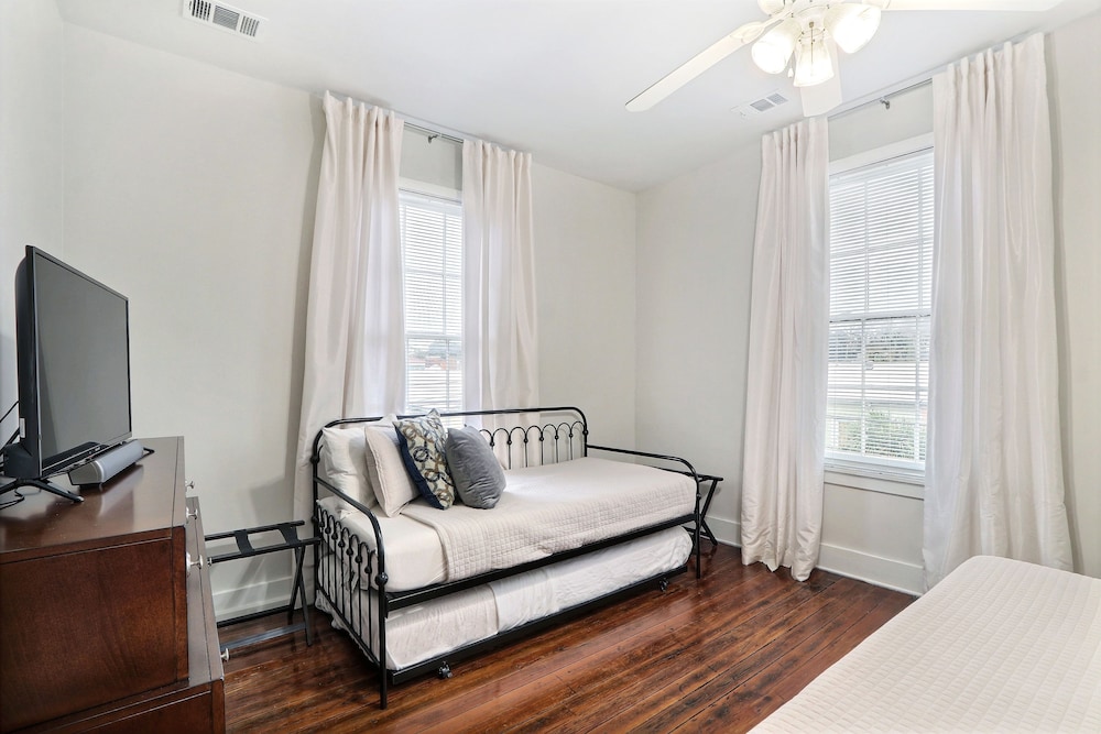 Gallery Stays - Low Country 22/35