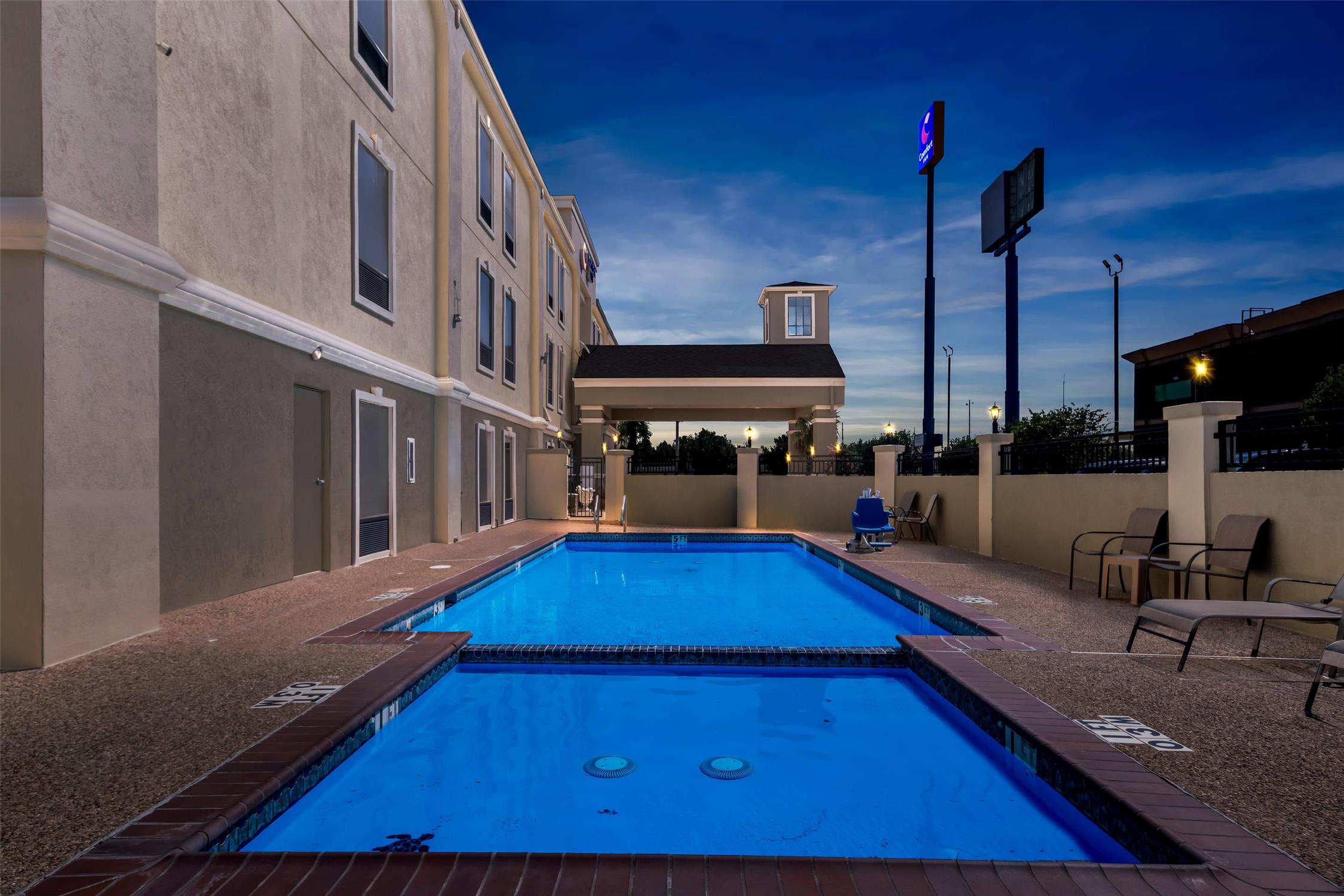Comfort Inn Corsicana East 50/50