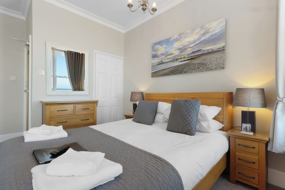 The Beach Front Guest House 13/43