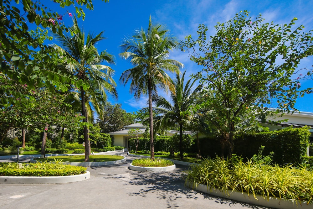 Craft Resort & Villas 55/69