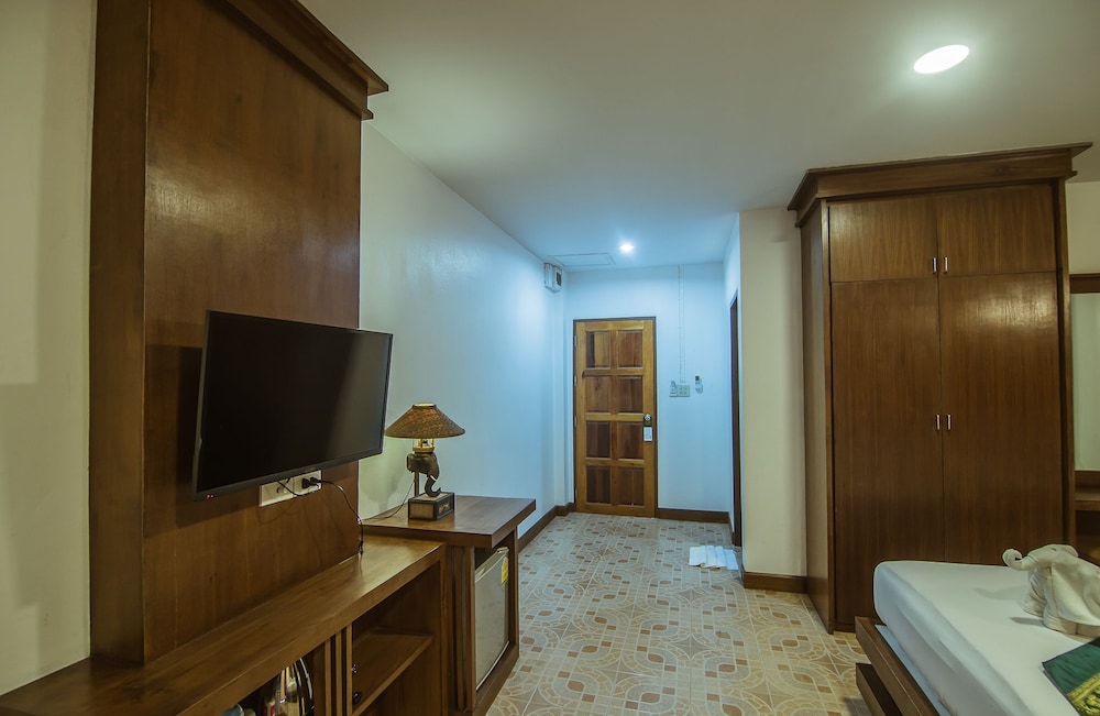 Lanta Nice Beach House 24/48