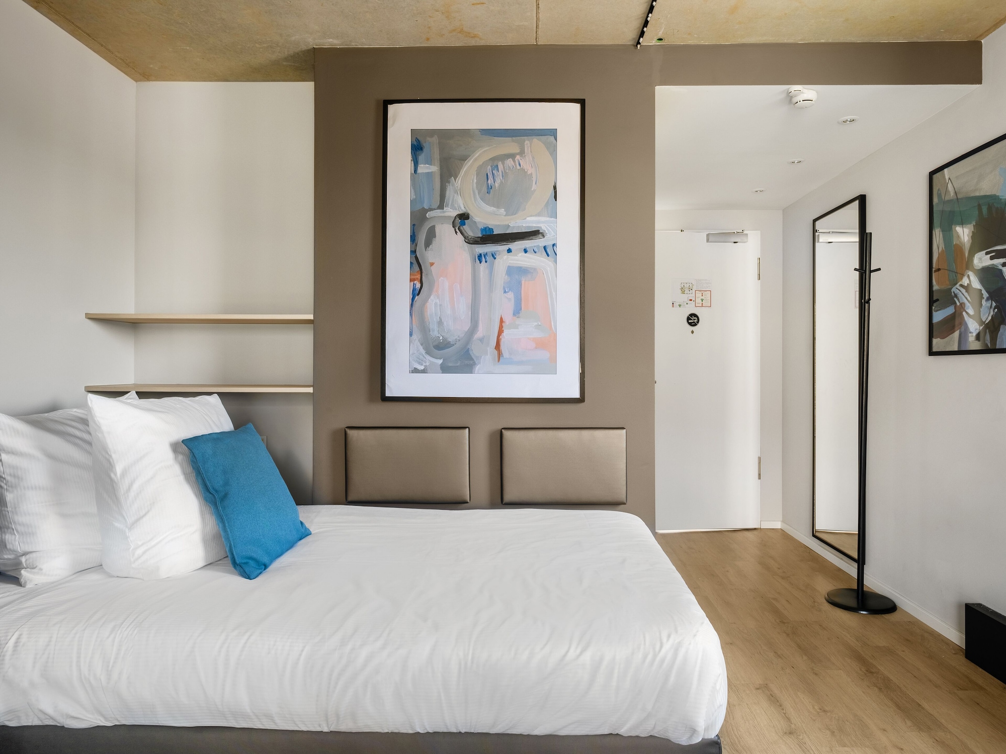 Medium, Studio, Single Bed, Kitchen