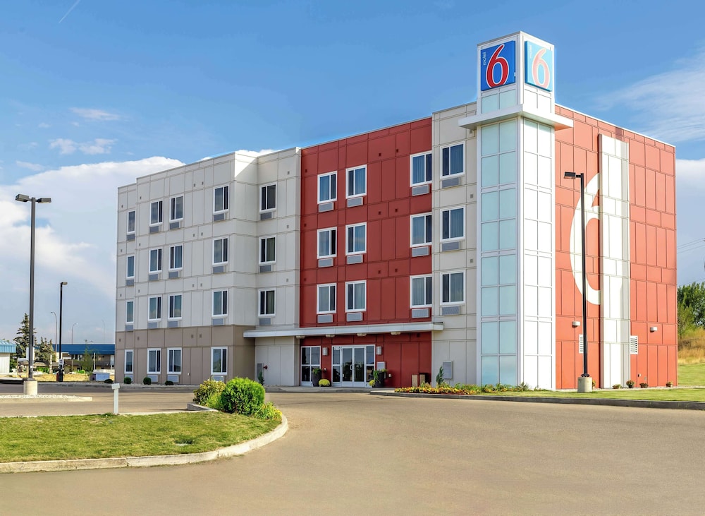 Motel6 Swift Current Sk 38/44