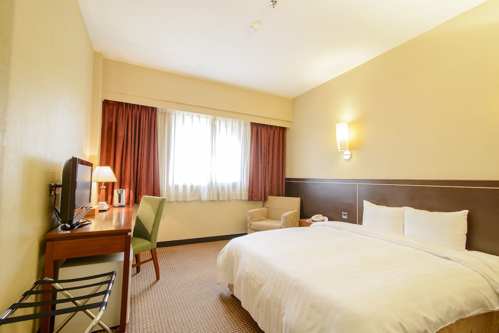 San Hua Hotel 17/38