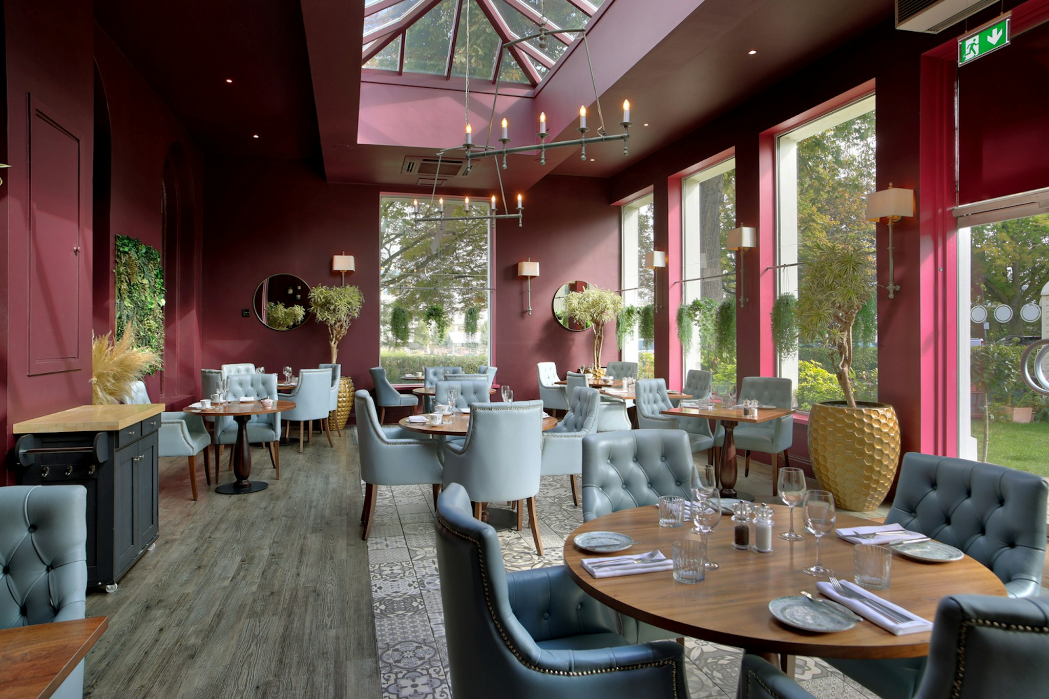 Queens Hotel Cheltenham 37/53