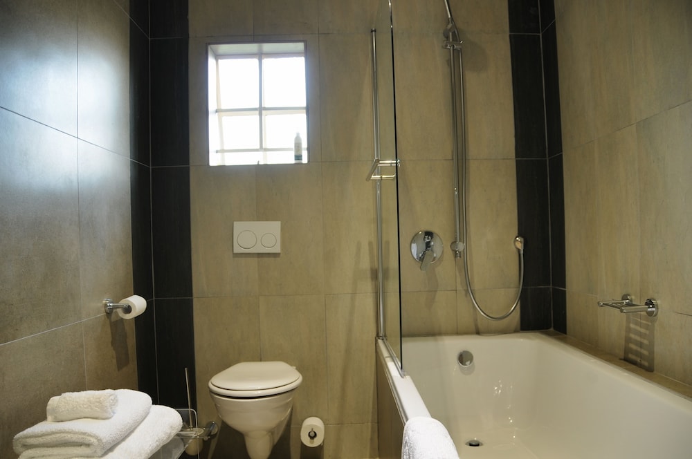 Ilanda Guest House 47/50