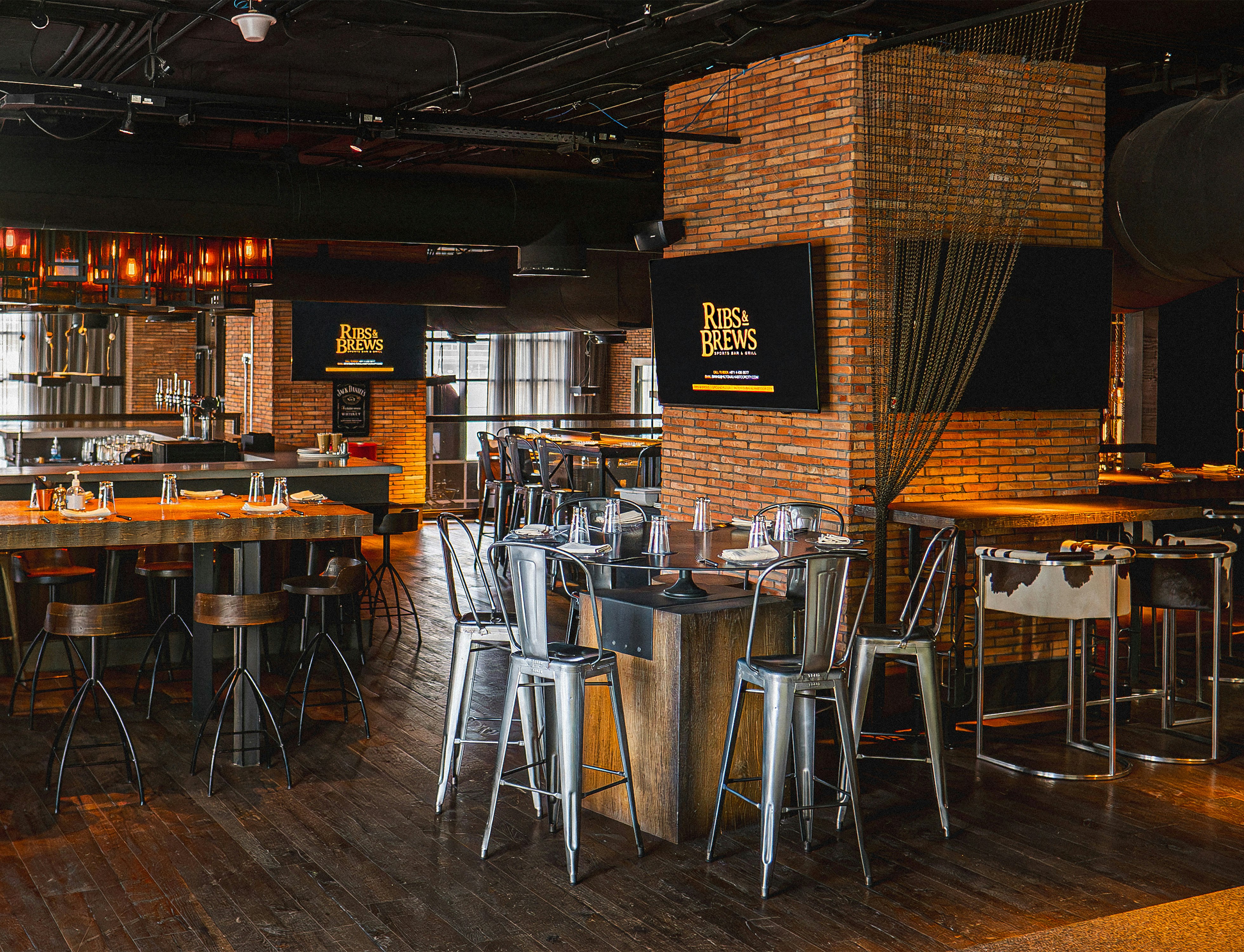 restaurant cafeteria