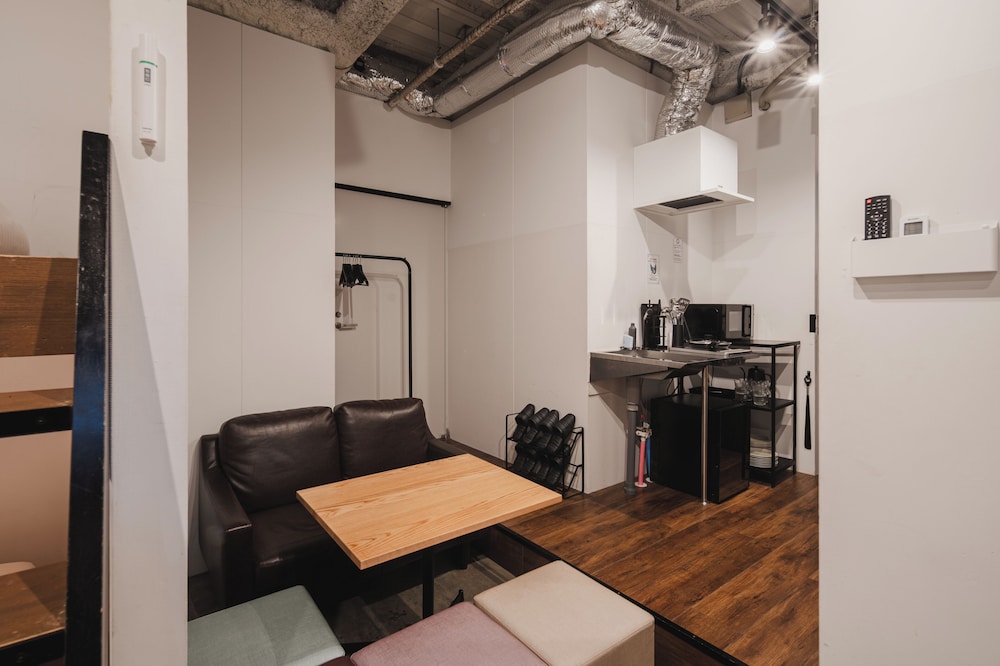 Mizuka Daimyo 4 - Unmanned Hotel 33/44