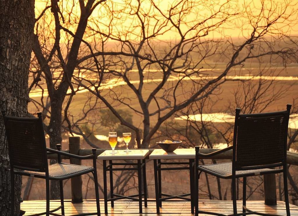 MUCHENJE SAFARI LODGE(T) 9/16