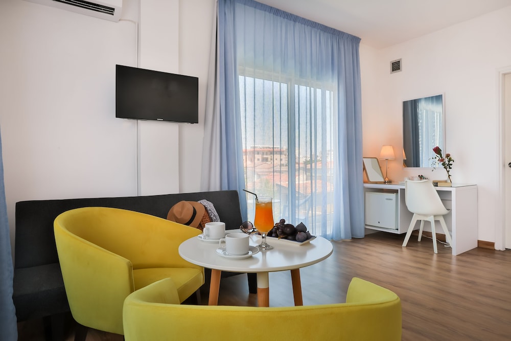 Mikes Kanarium City Hotel 49/57