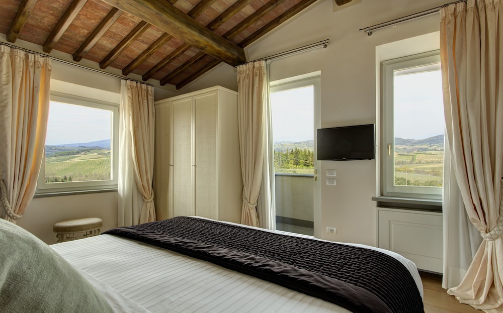 VILLA LE CALVANE 5/50