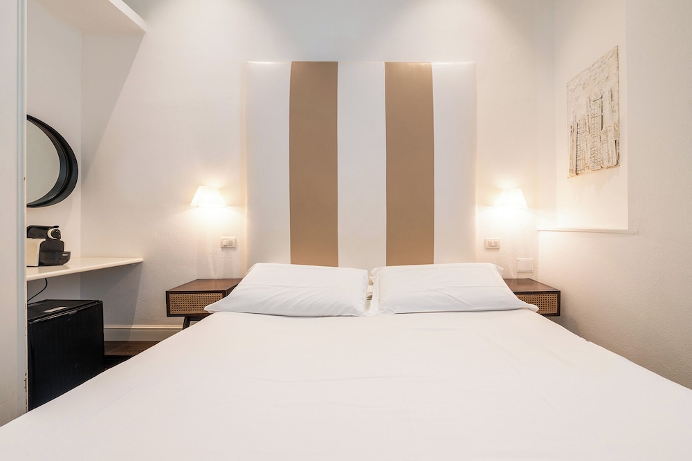 Cagliari Boutique Rooms And Suites 13/50