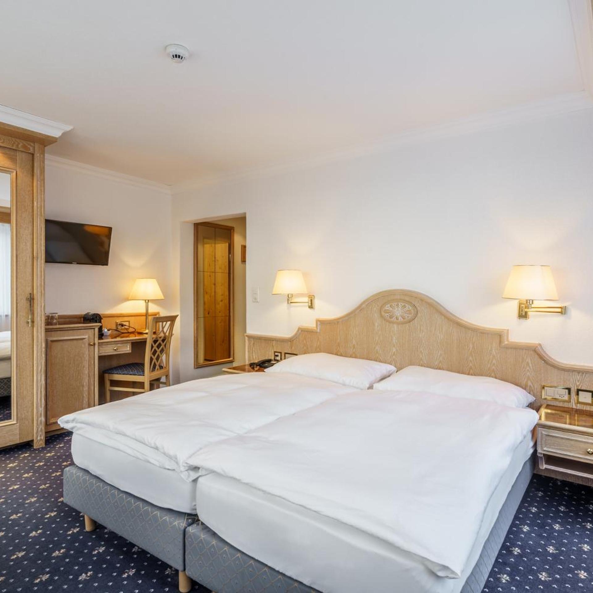 HOTEL ALPENROYAL 21/55