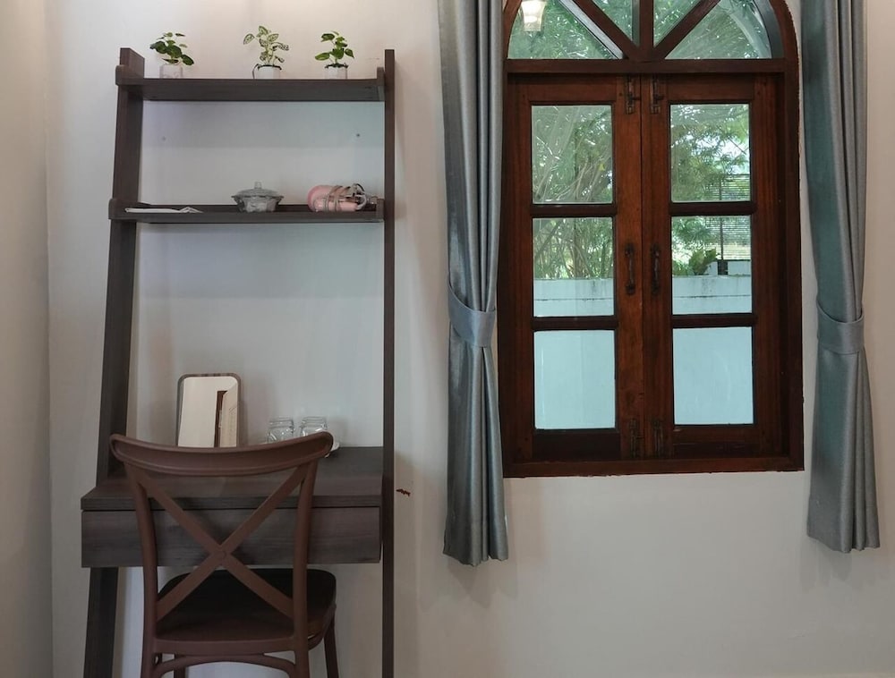 River Kwai Kiri Resort 12/75