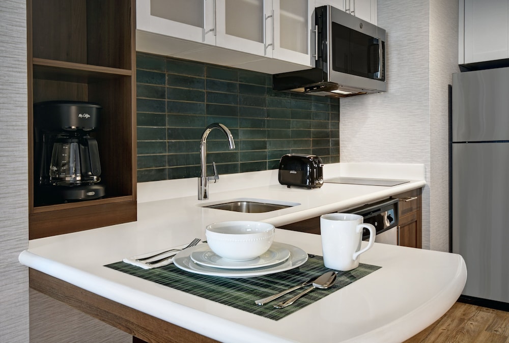 Staybridge Suites Houston Galleria Area 43/63