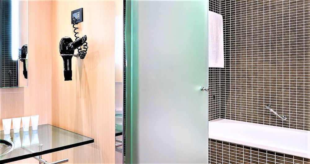 Ac Hotel Milano By Marriott 24/35