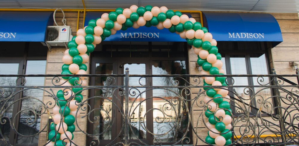 Madison Ave Hotel Bishkek 29/39