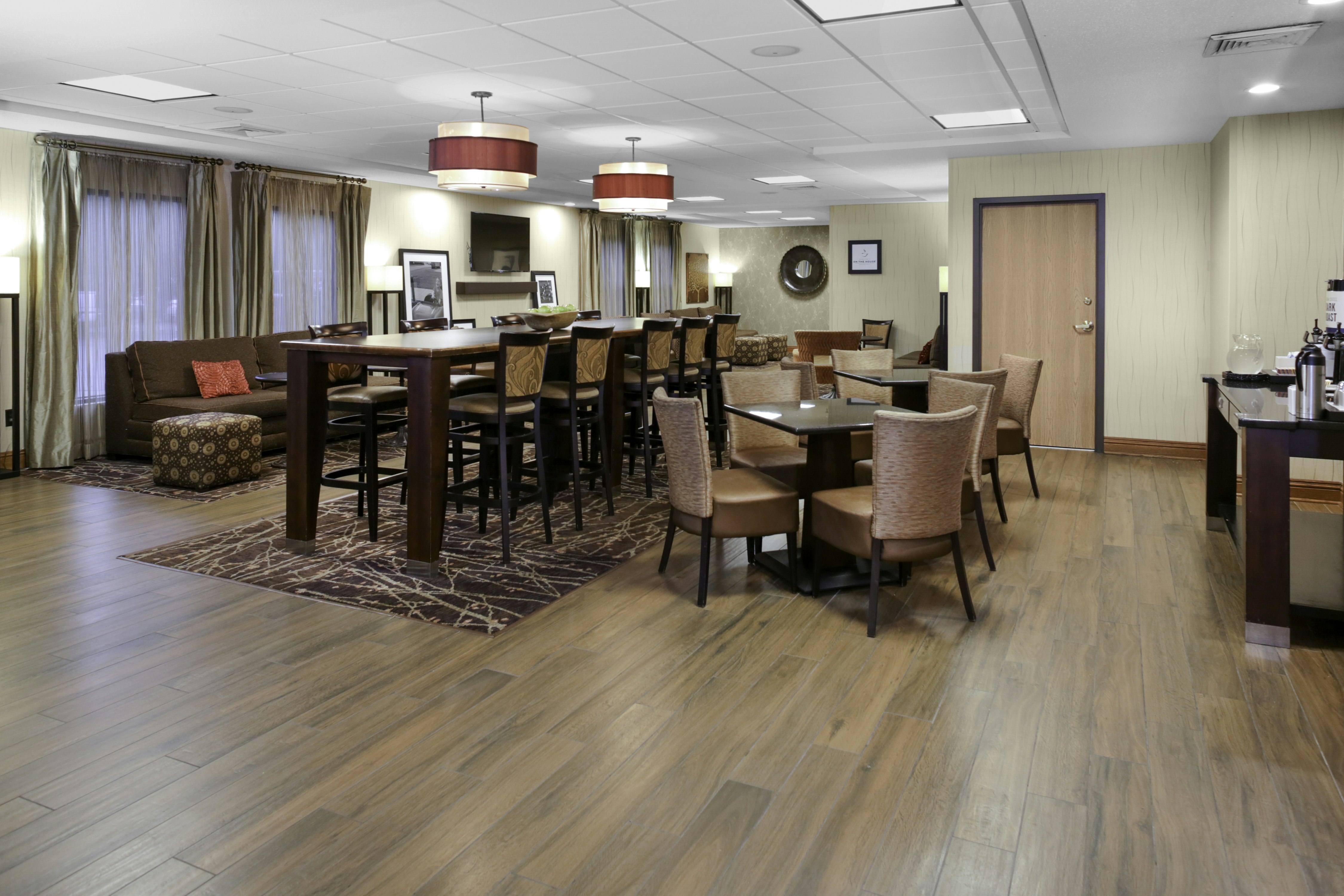 Hampton Inn Portage 37/42