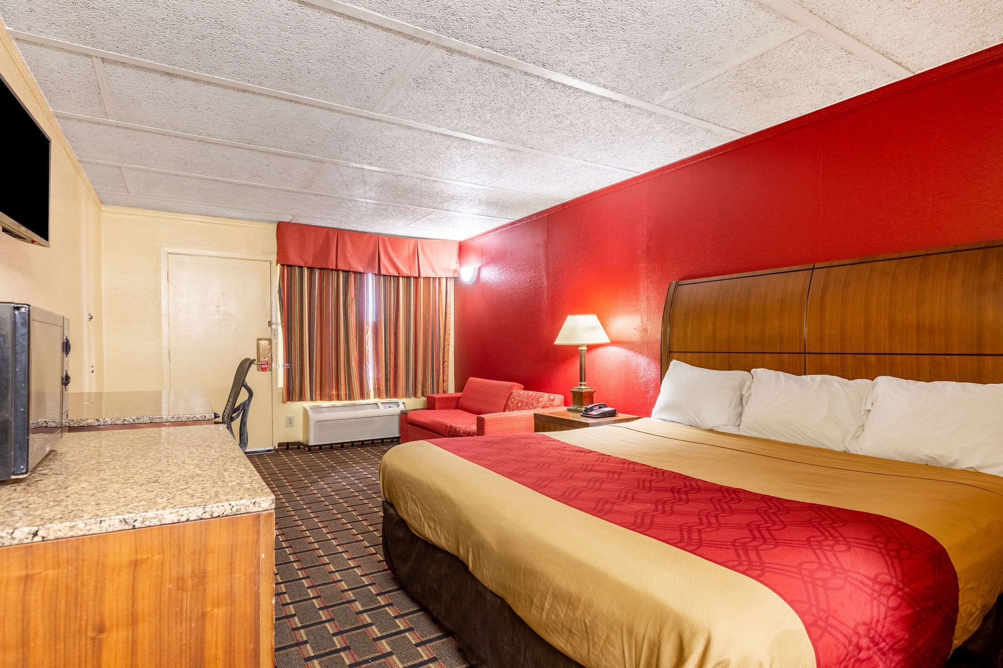 STANDARD, KING BED