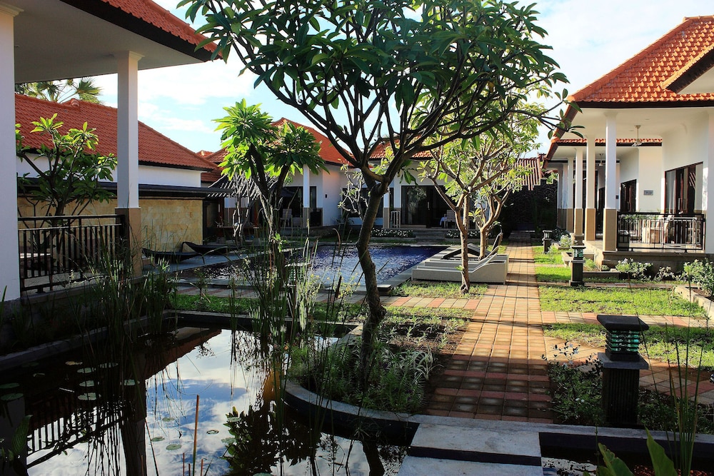 Tulamben Dive Resort 41/45