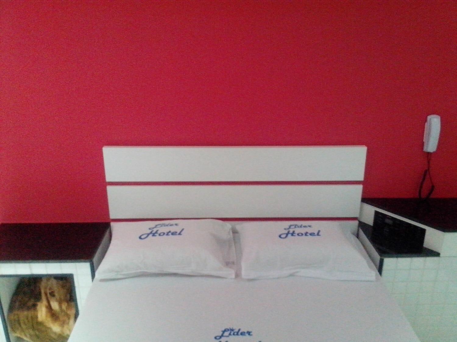 Lider Hotel 28/29