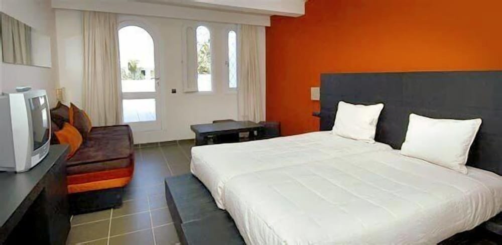 Royal Decameron Tafoukt Beach Resort and Spa - All Inclusive 15/42