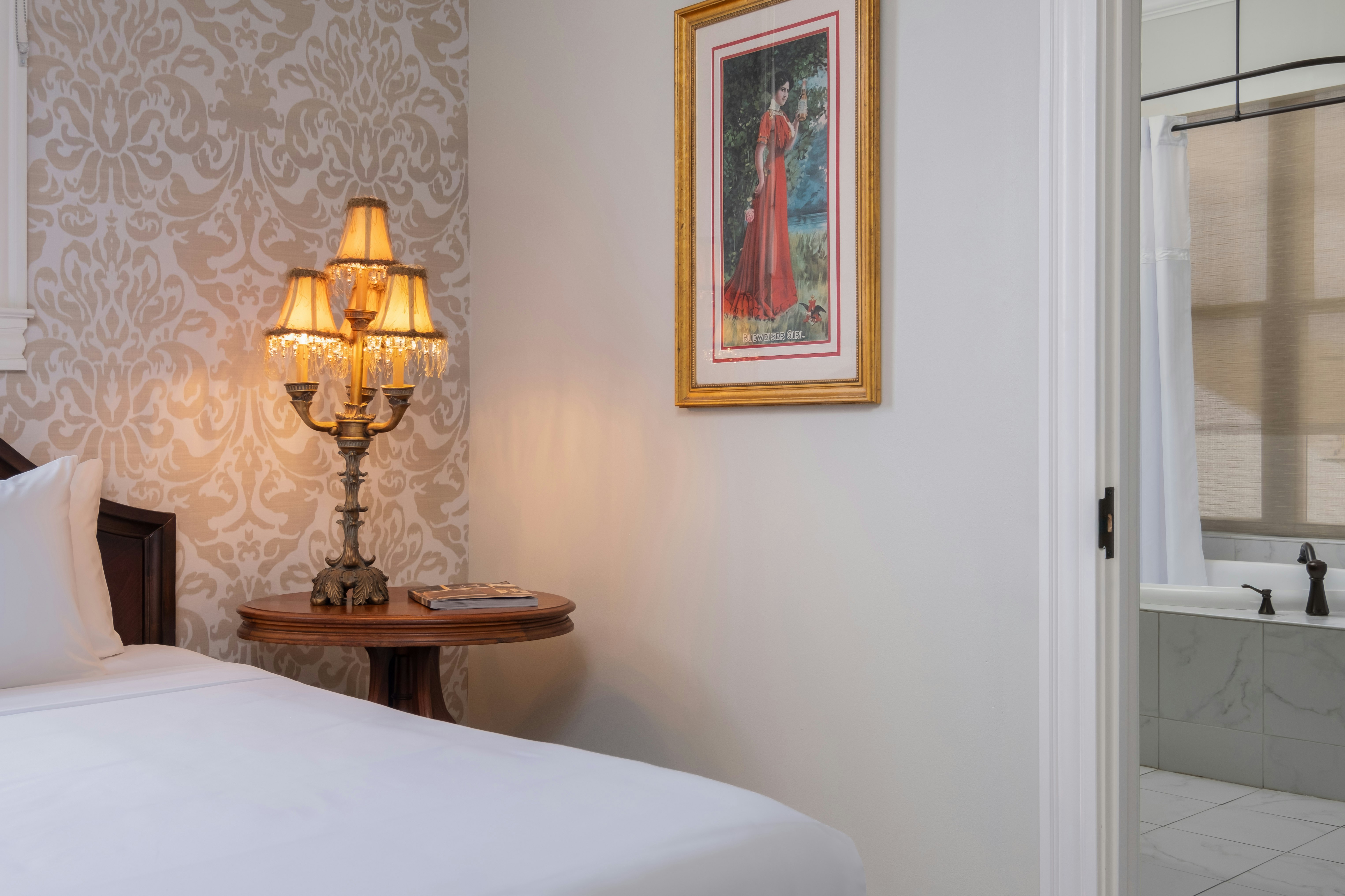 Deluxe, King Bed, Sofa, Bathtub