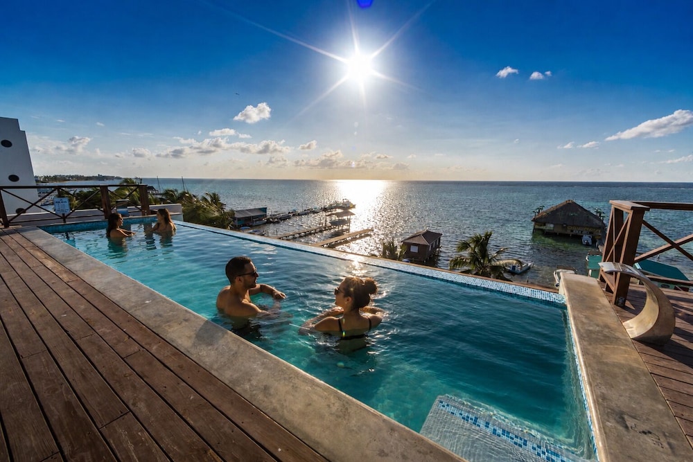 Sandbar Beachfront Hostel And Restaurant 71/74
