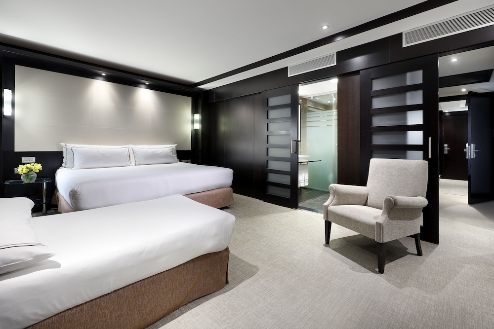 MELIA BARCELONA SARRIA 22/63