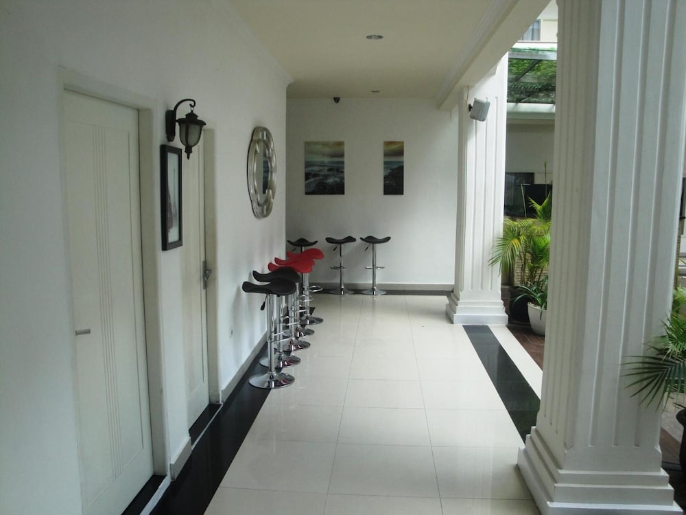 Ramayana Hotel 24/34