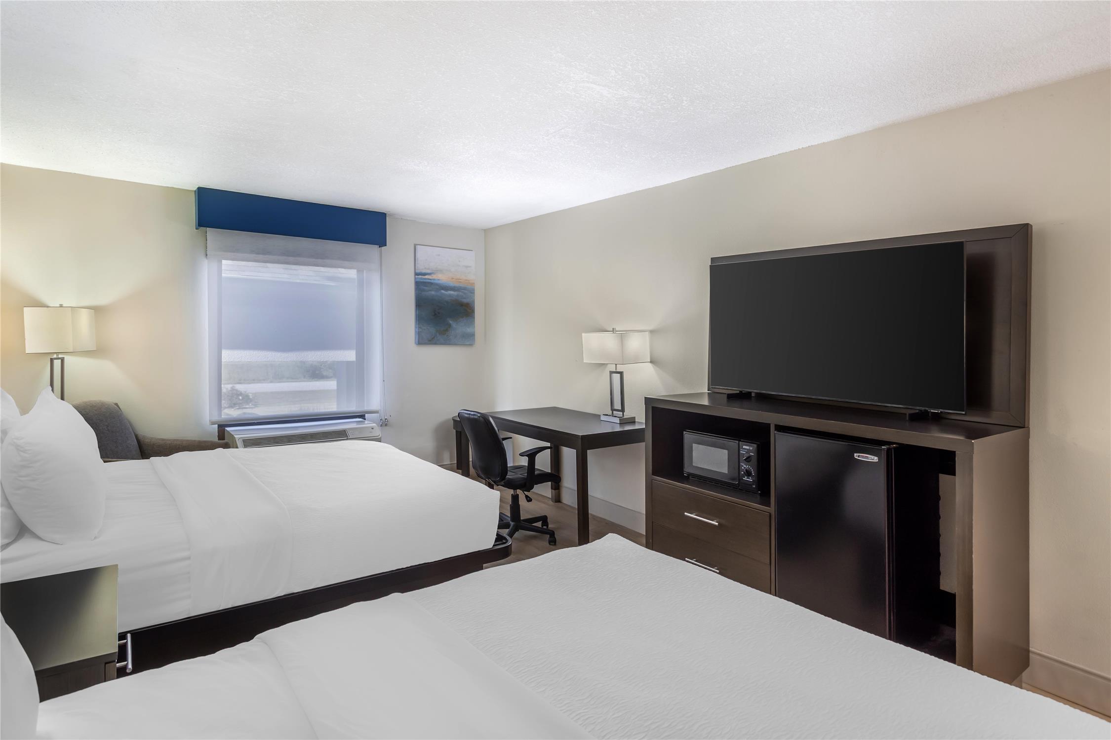Best Western Plus Madison Inn 21/53