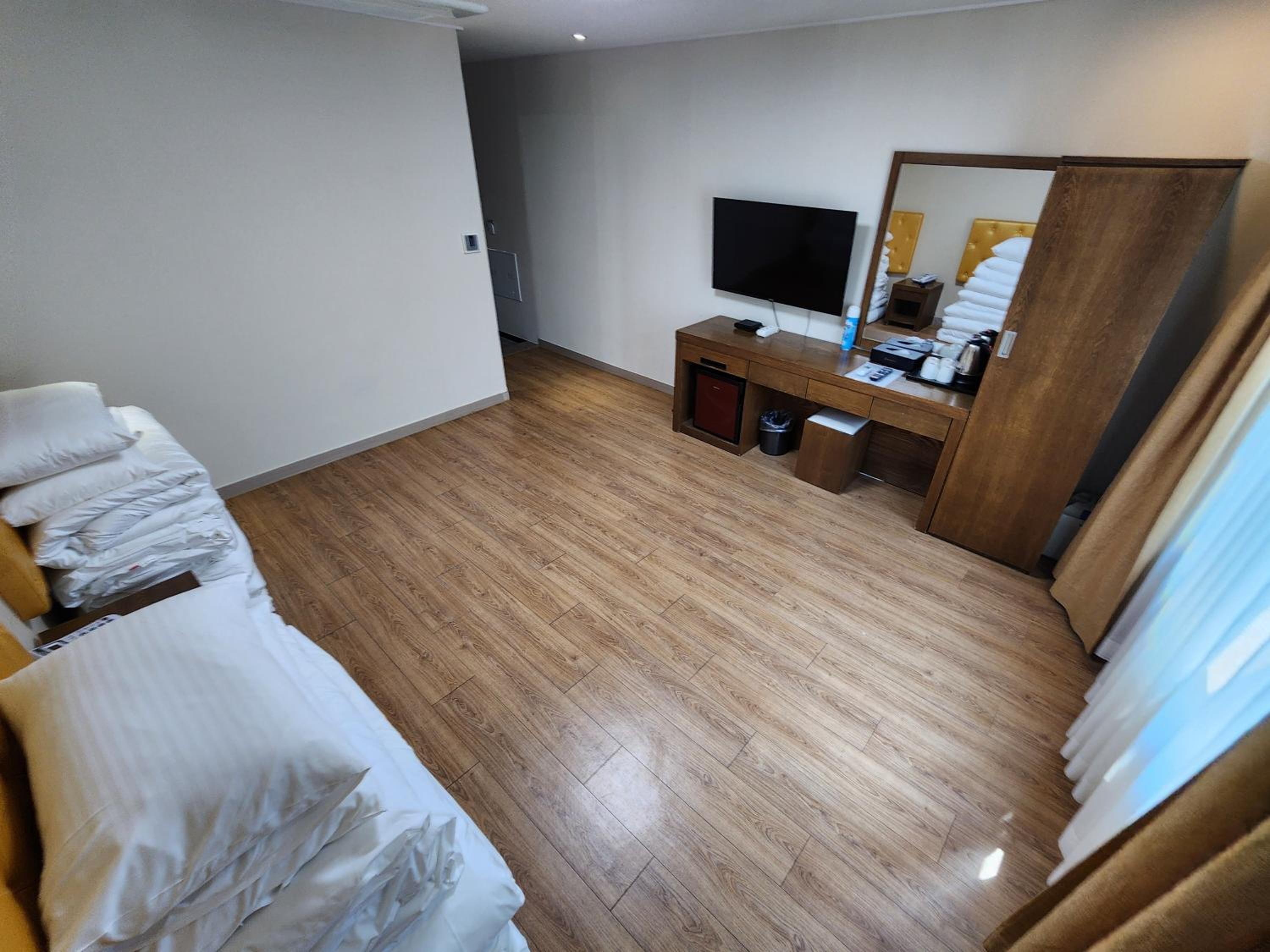 Family Ondol Room