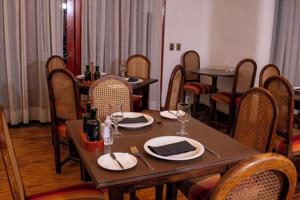 Hotel Presidente (ex. Presidente Hotel Santiago) 43/60
