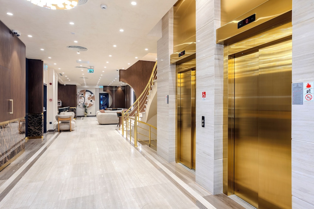 Liberty Hotel 9/50