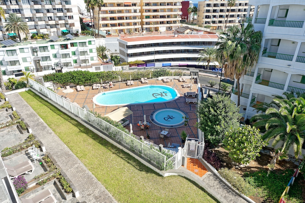 TC Apartamentos Dorotea 19/71